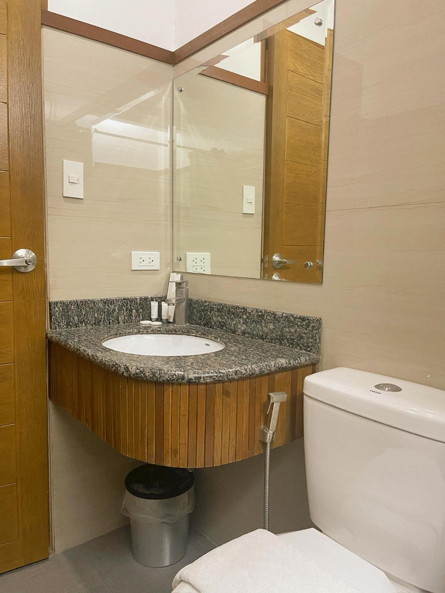 Soleo Inn Baguio City Ngoại thất bức ảnh
